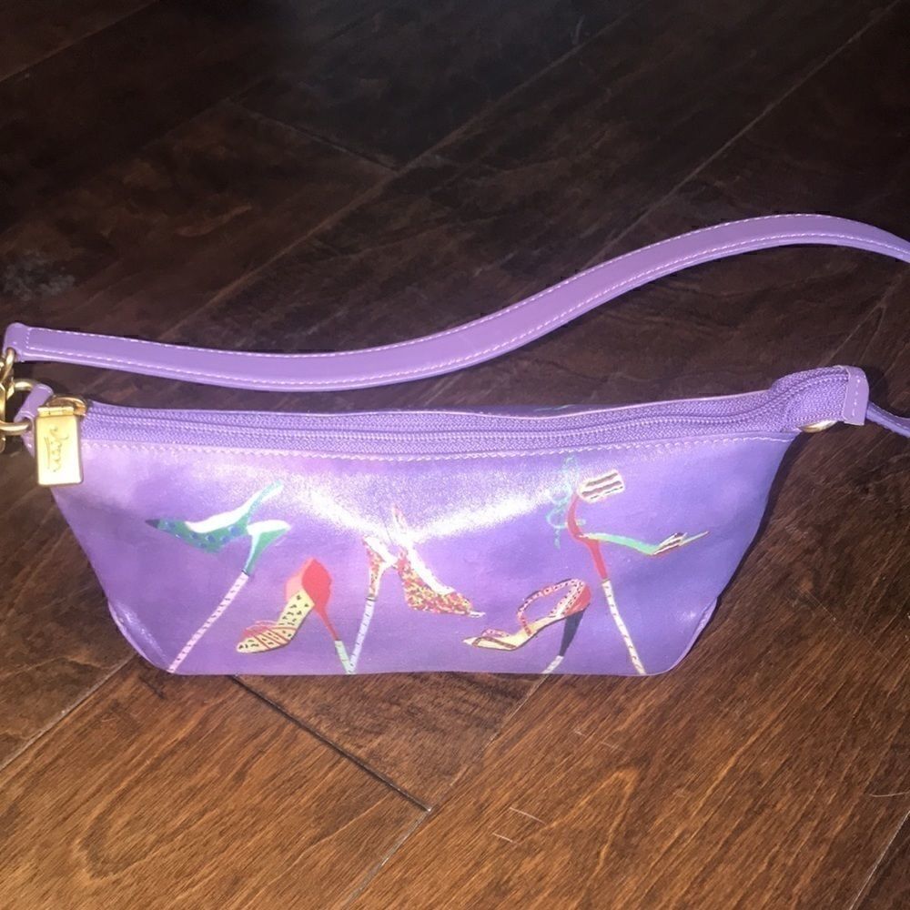 Icon Los Angeles purple painted leather bag!